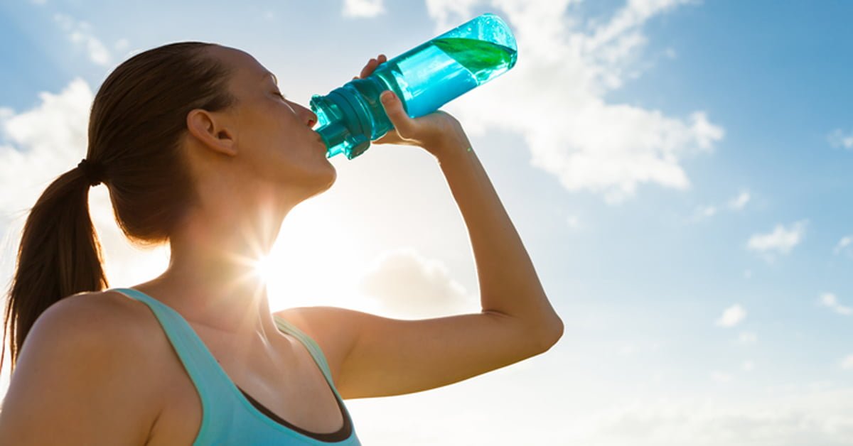 Combien d'eau devriez-vous boire par jour?

