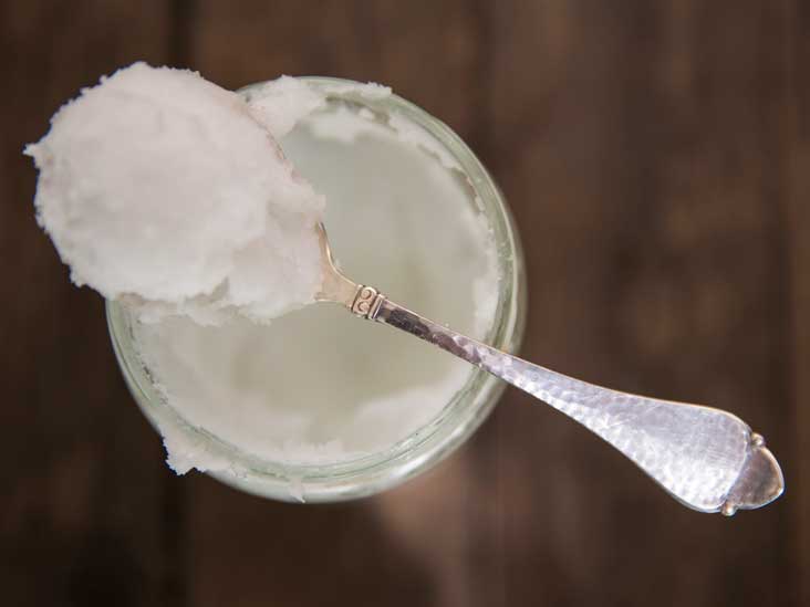 Pourquoi l'huile de coco est-elle bonne pour vous? Une huile saine pour la cuisine

