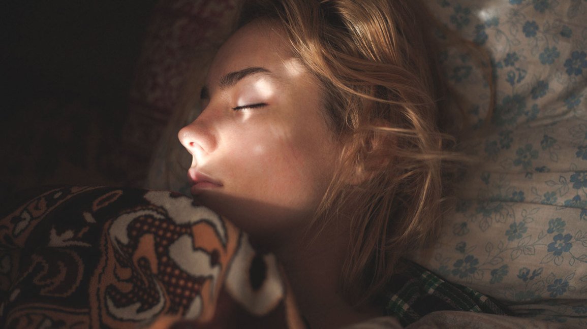 La science dit qu'avoir une heure de coucher régulière est bon pour la santé des adultes