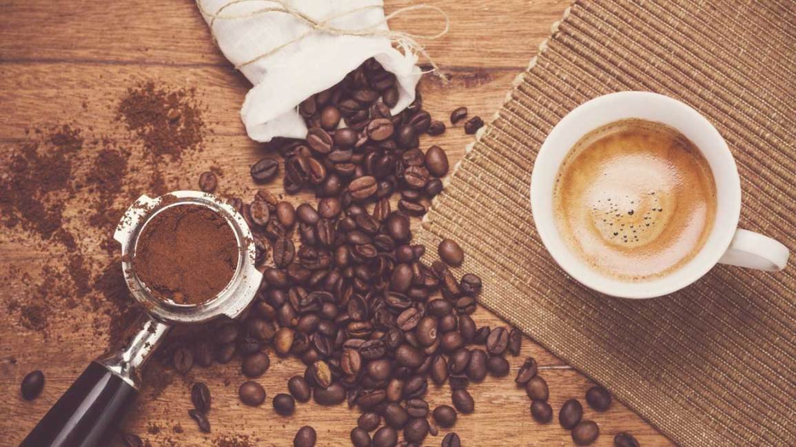 Grains de café moulus à espresso