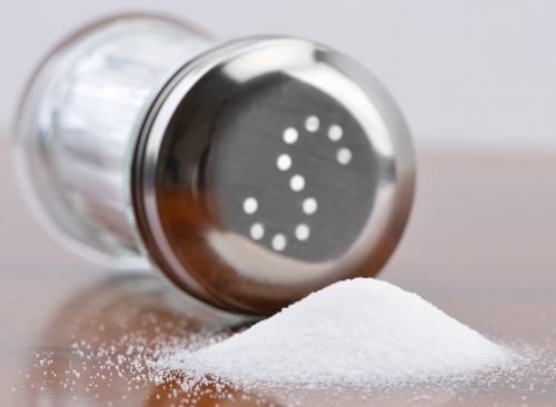 Raisons pour lesquelles vous prenez du poids avec du sel
