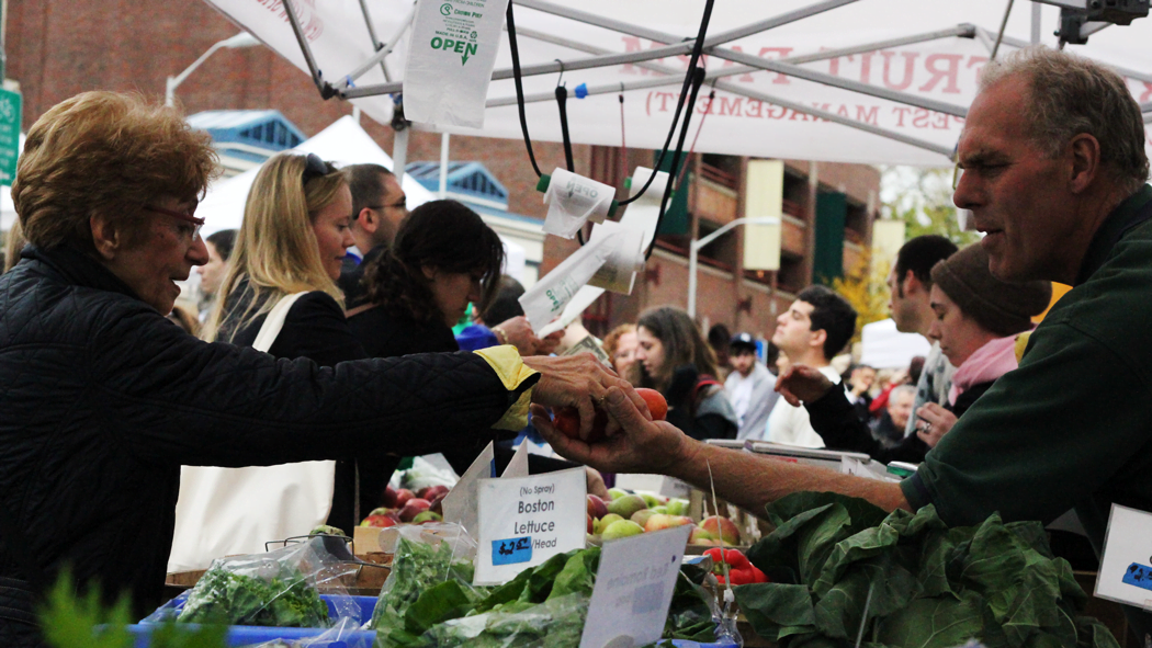 Biologique, local, durable: le jargon du marché de la couleur décodé